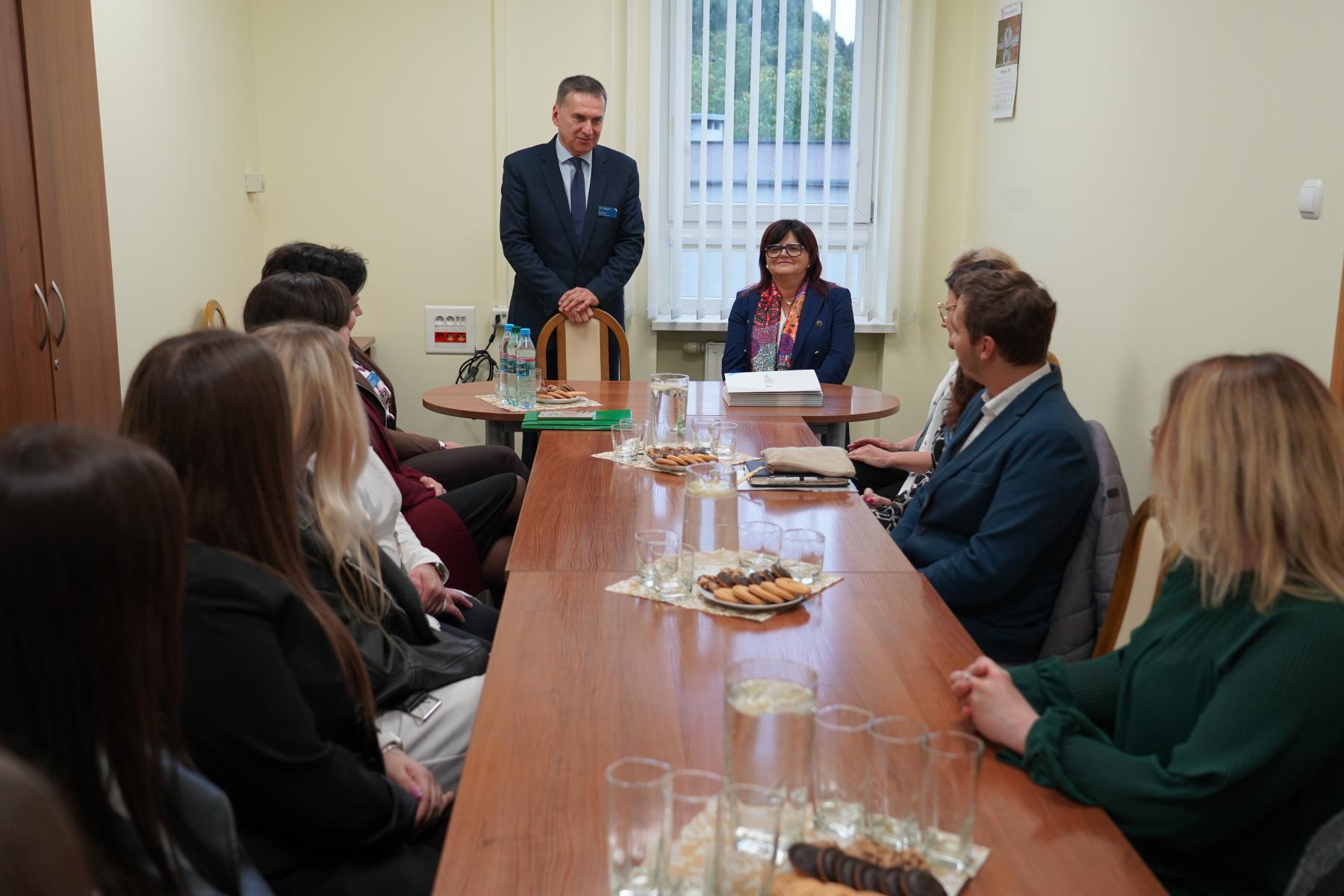 Zdjęcie: Czwarta edycja programu stypendialnego w Szpitalu Powiatowym w Szamotułach!